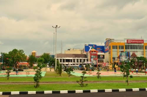 Mahadria Hotel Serang Exterior foto
