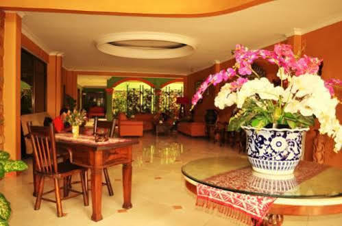 Mahadria Hotel Serang Exterior foto